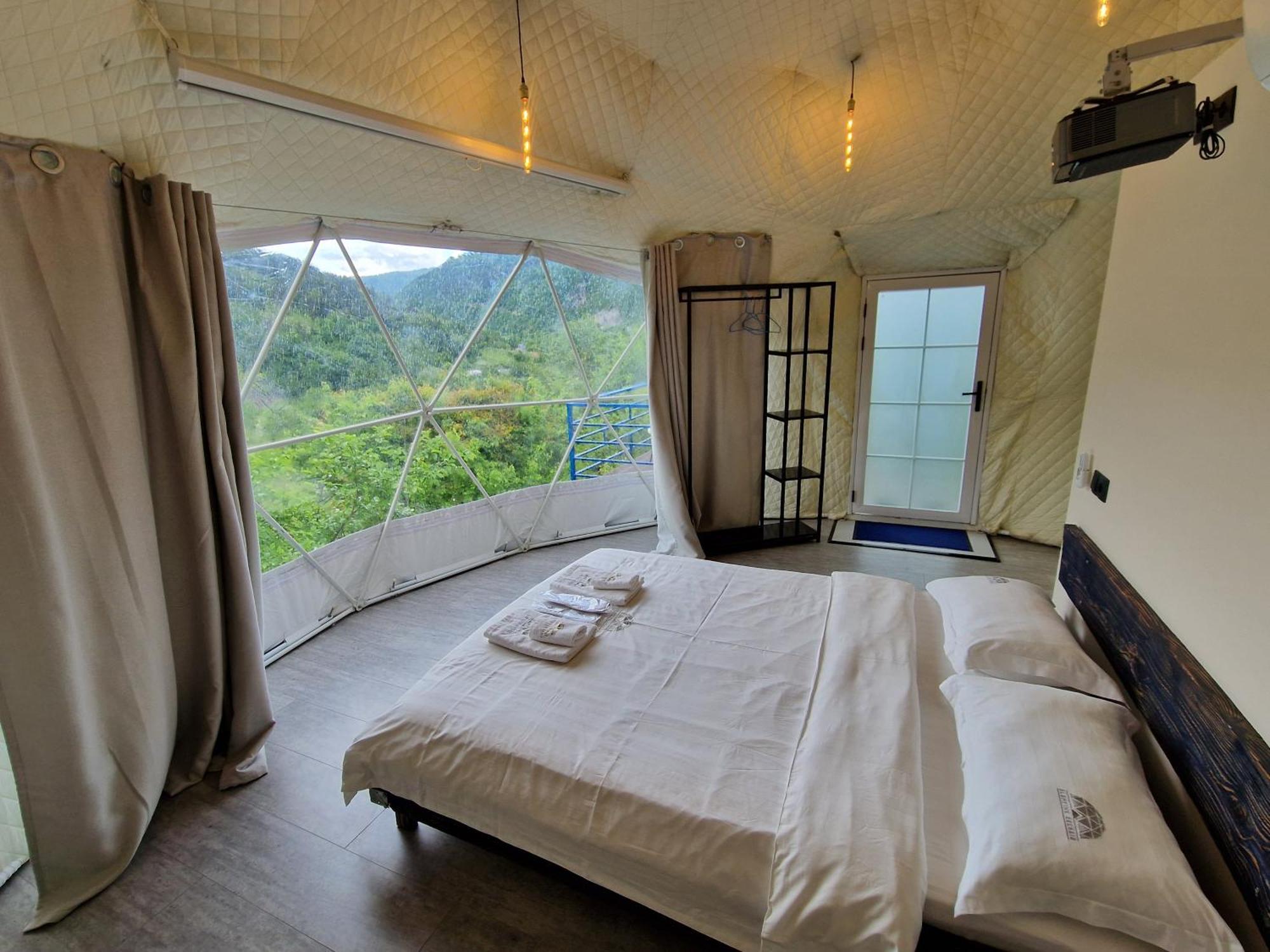Glamping Georgia Krikhi Hotel Ambrolauri Exterior foto