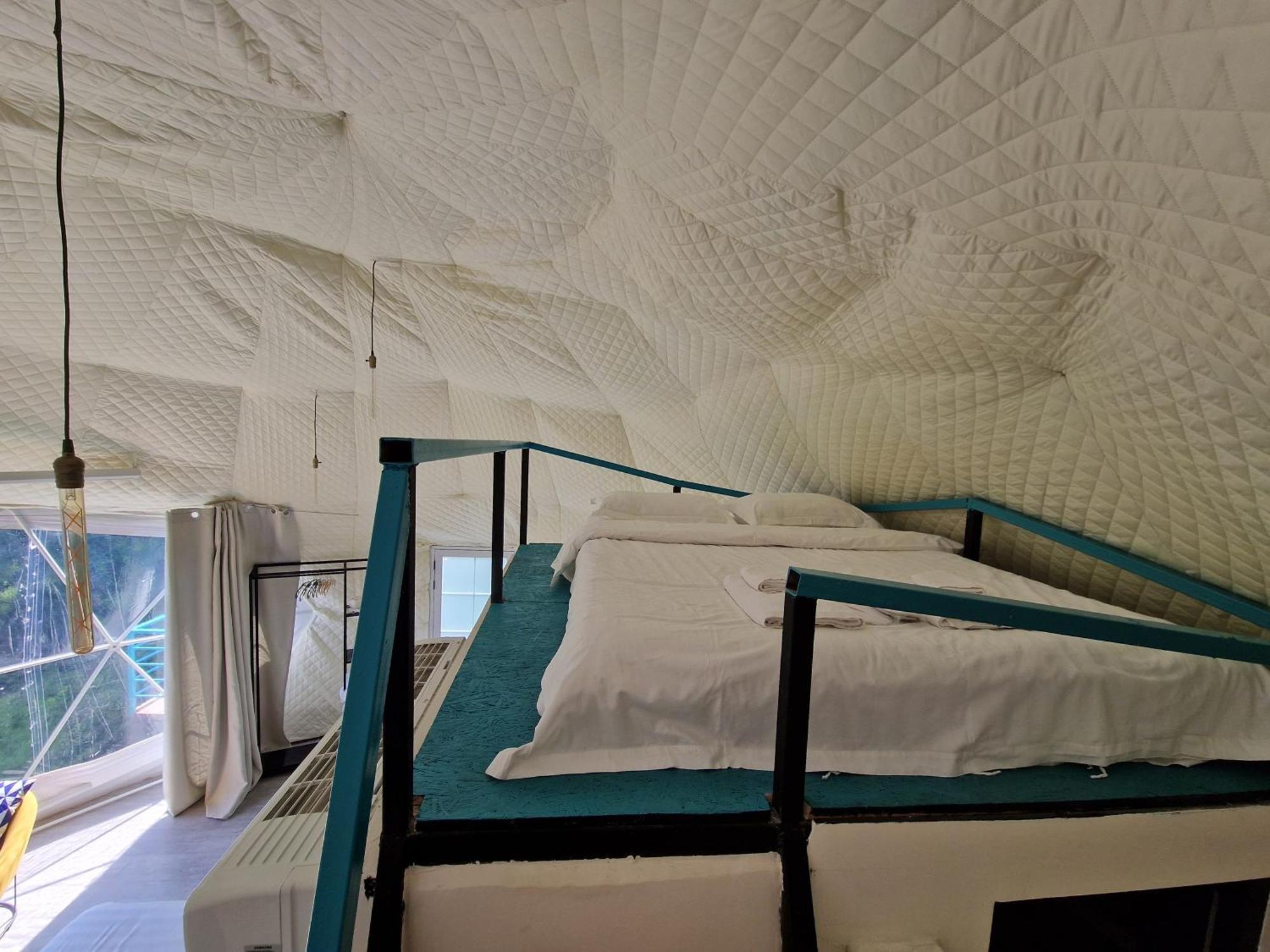 Glamping Georgia Krikhi Hotel Ambrolauri Exterior foto