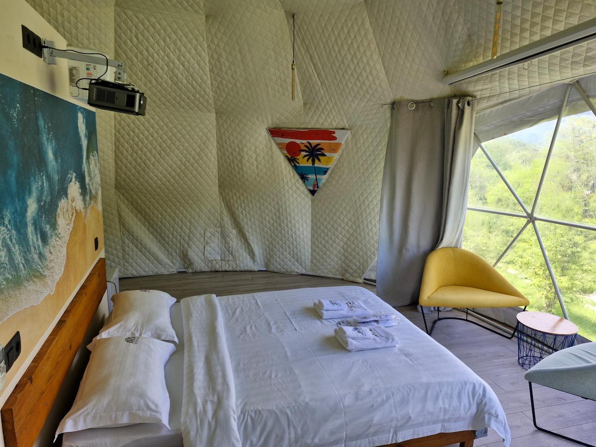 Glamping Georgia Krikhi Hotel Ambrolauri Exterior foto