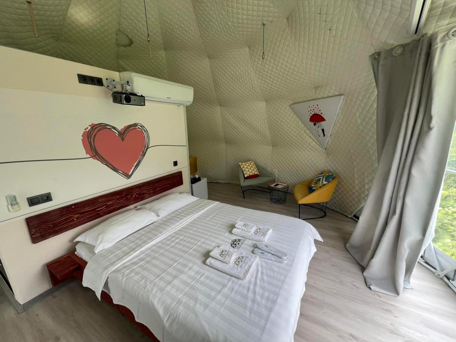 Glamping Georgia Krikhi Hotel Ambrolauri Exterior foto